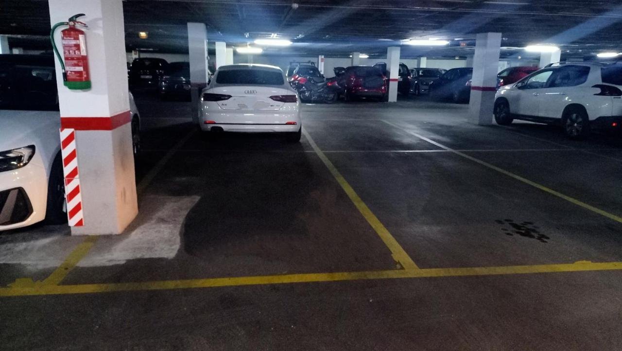 Apartamento Posidonia Free Parking カディス エクステリア 写真