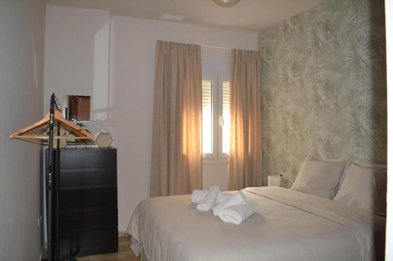 Apartamento Posidonia Free Parking カディス エクステリア 写真